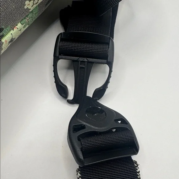 Kacy Sling Rope Bag “Forest Blossom” billfold included - Picture 9 of 11